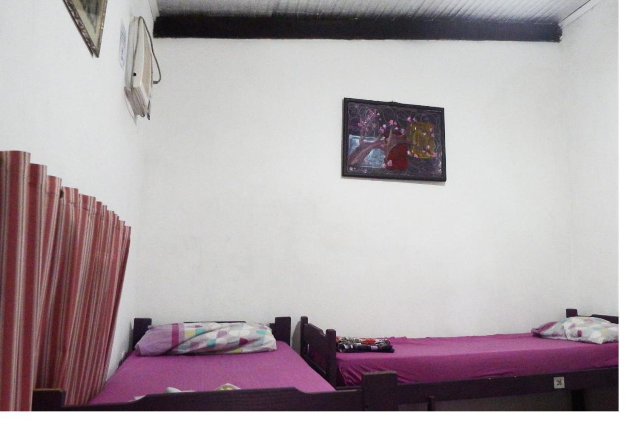 Hostel De Pichincha Gualeguaychu Exterior photo